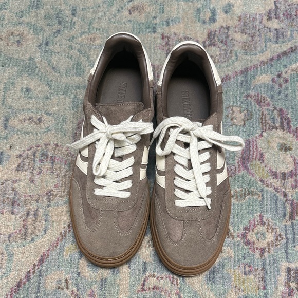 Steve Madden Shoes - Steve Madden Taupe Sneakers with White Accents